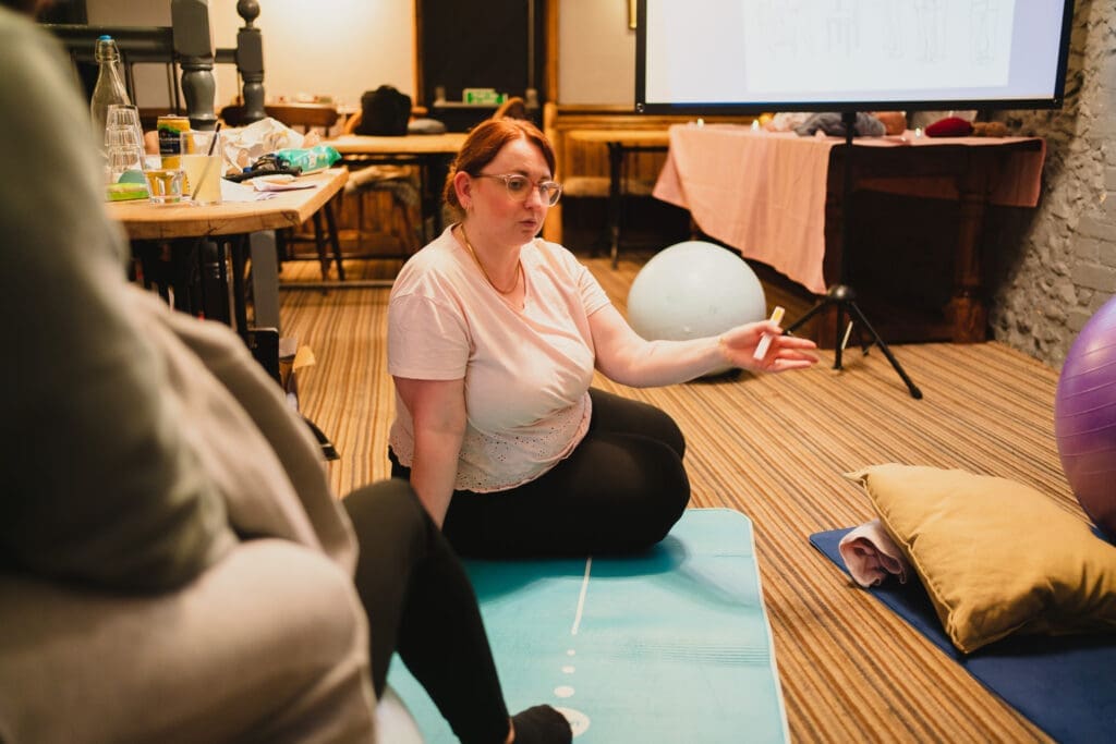 Antenatal and hypnobirthing educator Stephanie Strugnell speaking to students during a class